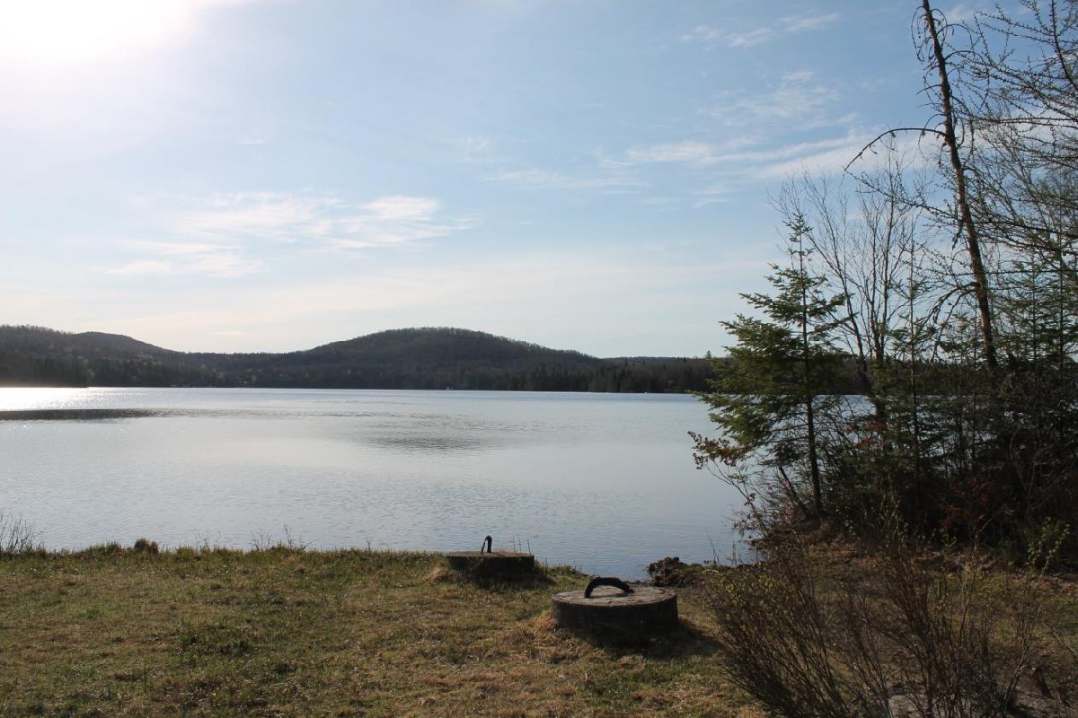 23,125 sqft land, Acces navigable lake, Lac-superieur