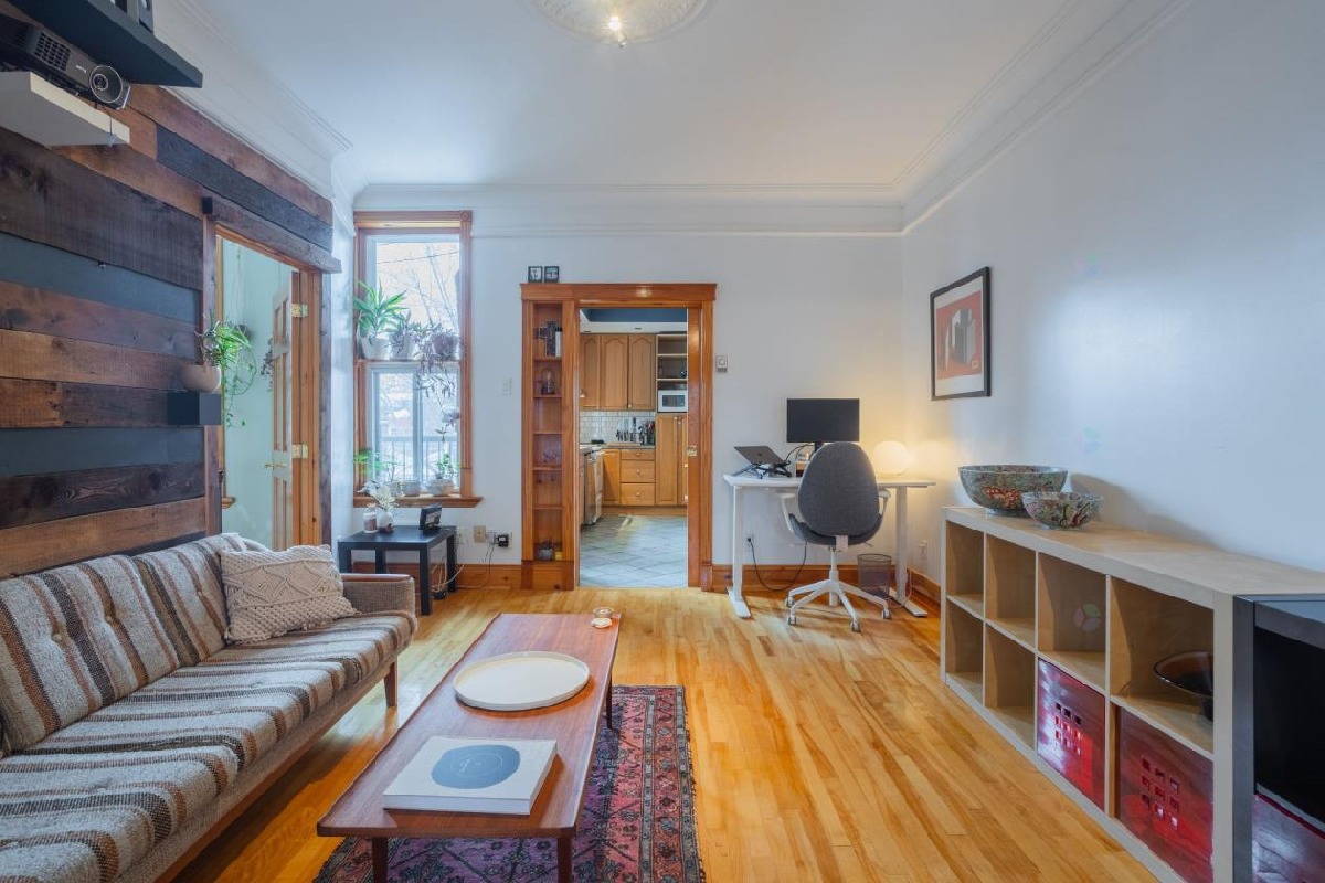 Magnificent 3 bedroom condo View of park Mtl Ville-Marie