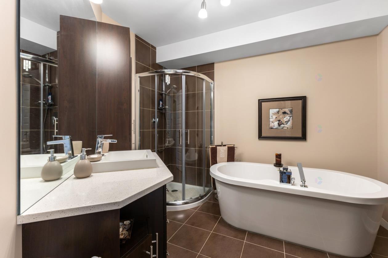 Modern and impeccable condo Champfleury Sainte-Rose