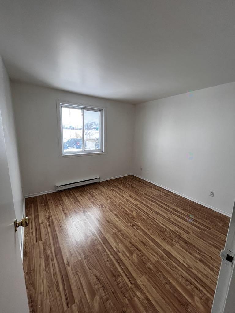 Magnificent 3-bedroom apartment Super clean La Prairie