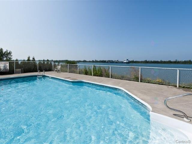 Spacious 4 1/2 - Les Rives du St-Laurent in Brossard