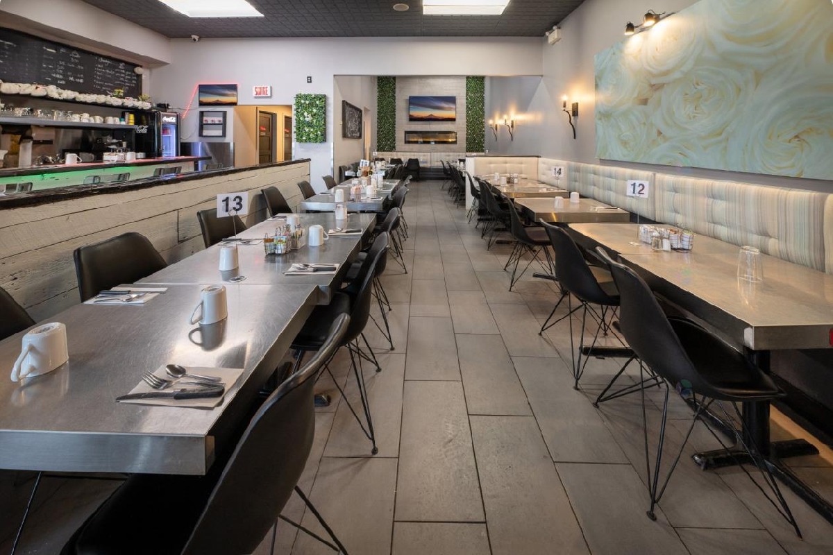 Restaurant lunch, dinner, supper, bring your wine