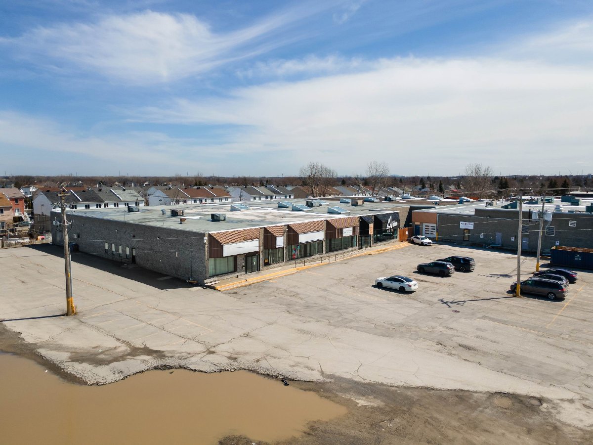 Commercial spaces and warehouse for rent 1,000 to 45,000 sf