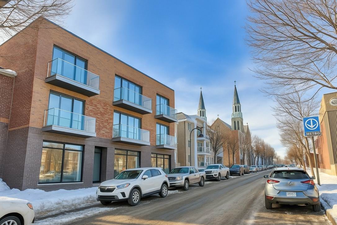 Apartment for rent facing Verdun metro station