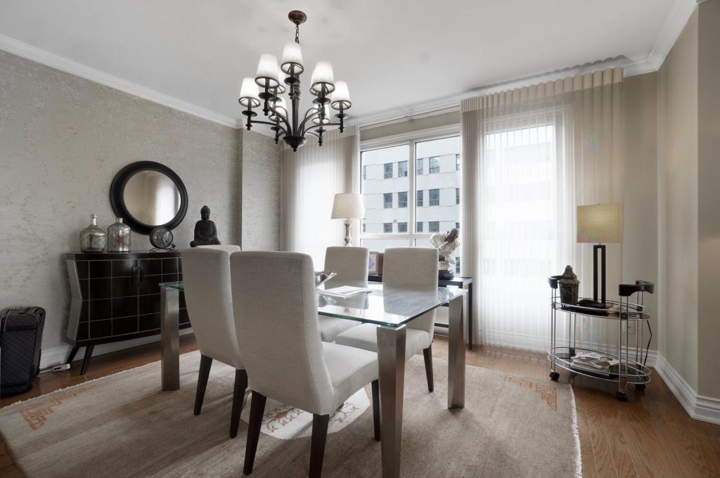 Furnished & Renovated - 20th floor - PRESTIGIOUS 