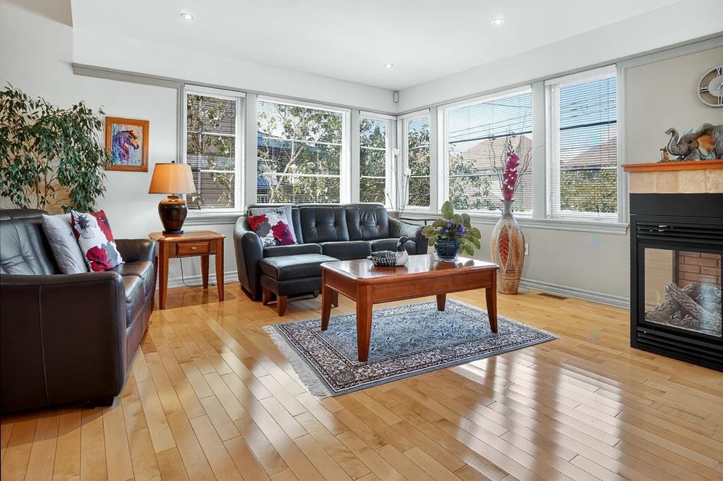 Perfect home Prestigious area of Rivire-des-Prairies