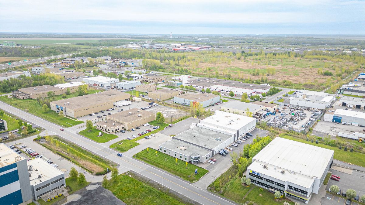 Industrial building for sale Candiac