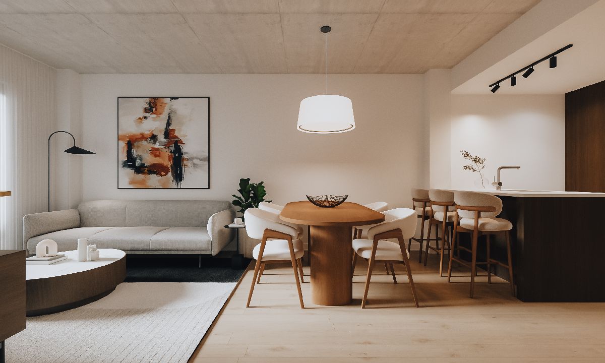 THE LOYAL -- A Rare Gem at the Gateway to Westmount