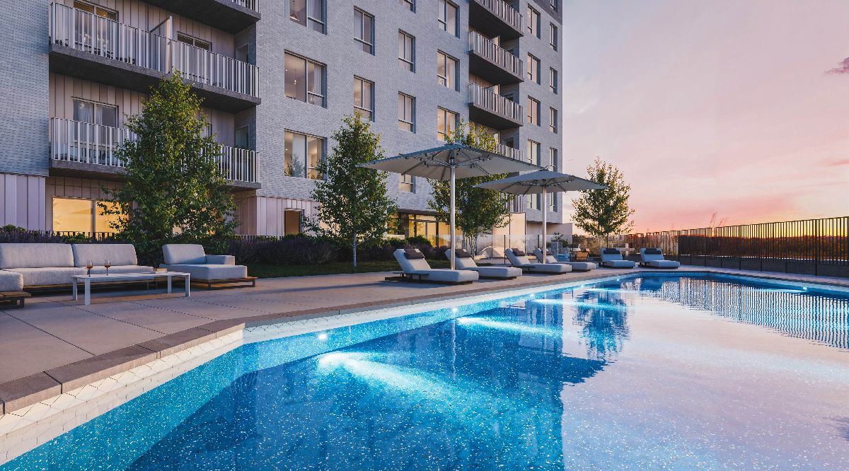 Le Kalm - 2-Bedroom Penthouse Apartment in Candiac