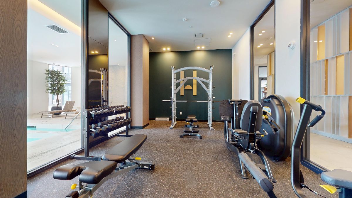 Hemisphere, upscale 4 1/2 condo 4 1/2 in Pointe-Claire