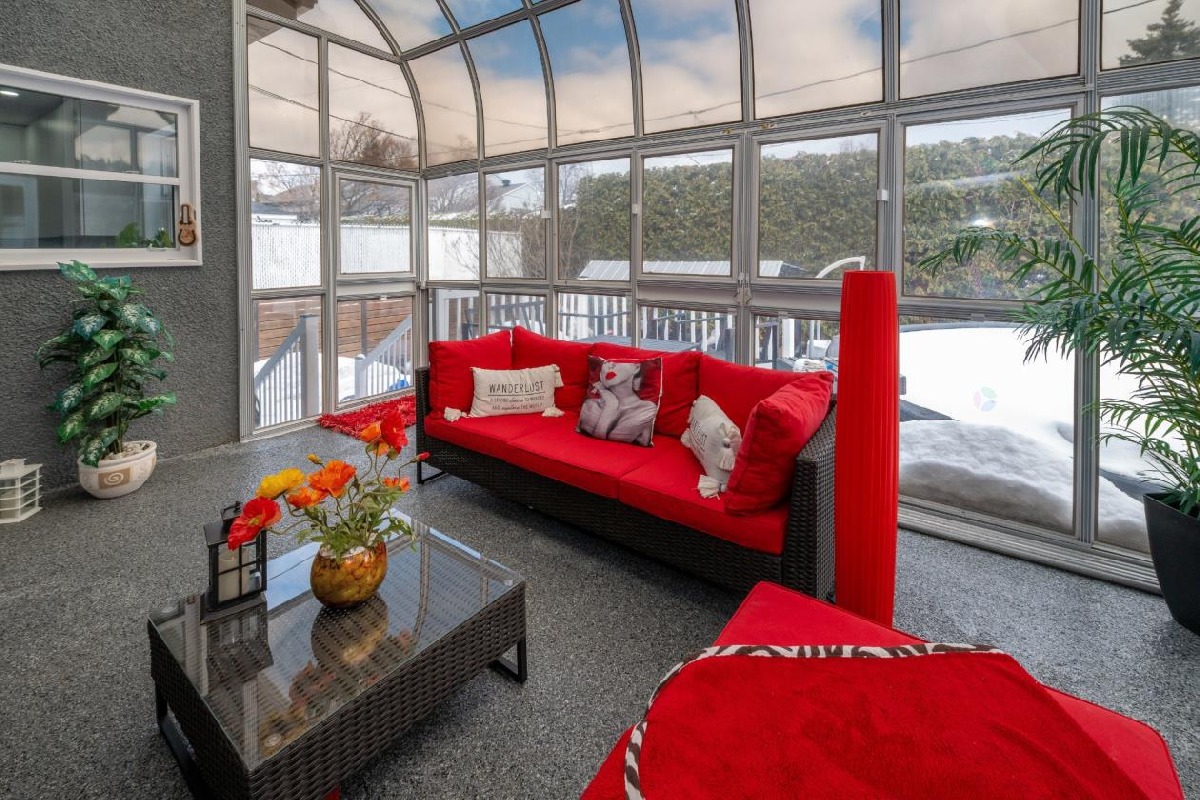 Unique and Renovated Home � A Must-See in Boisbriand