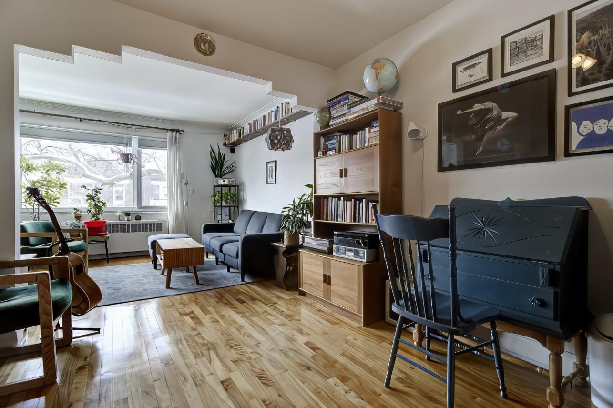 Spacious & Renovated Duplex Double Occupancy Ahuntsic